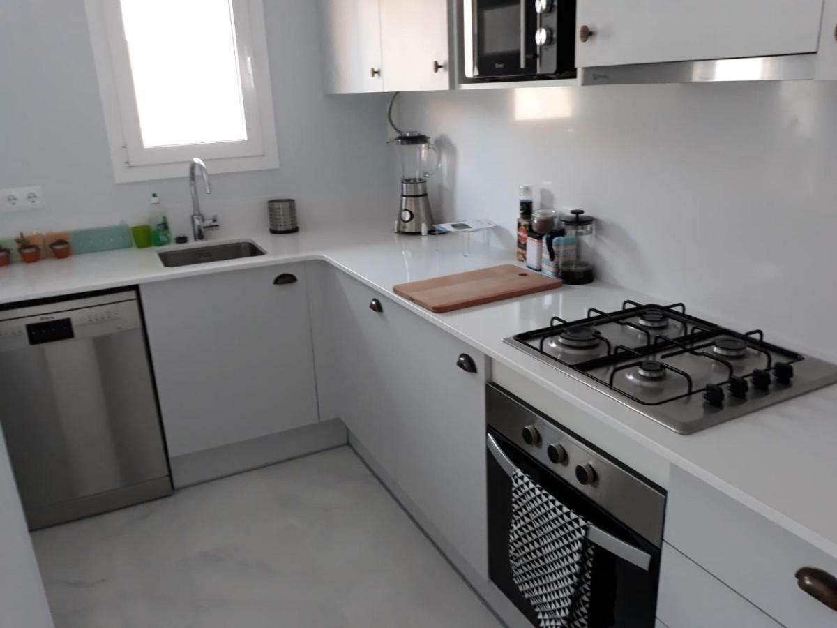 L' Escala 2 Bedroom Apartment In The Old Town, Close To The Beach מראה חיצוני תמונה