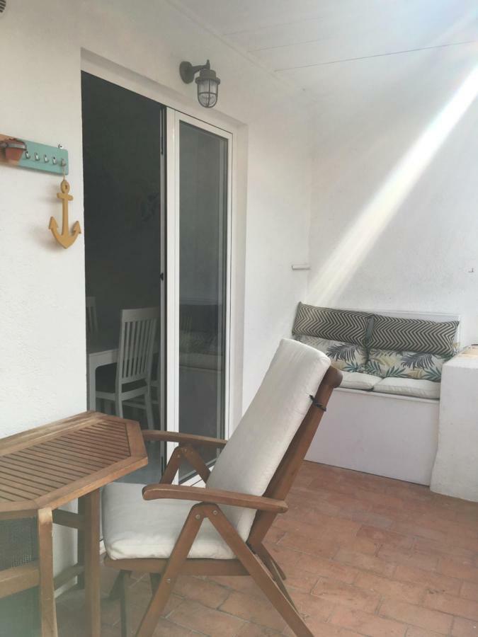 L' Escala 2 Bedroom Apartment In The Old Town, Close To The Beach מראה חיצוני תמונה